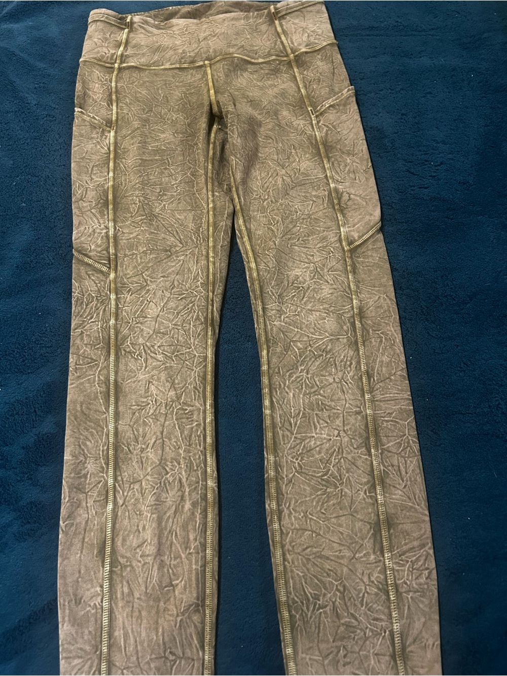 lululemon athletica Men's Olive-Textured Performance Joggers
